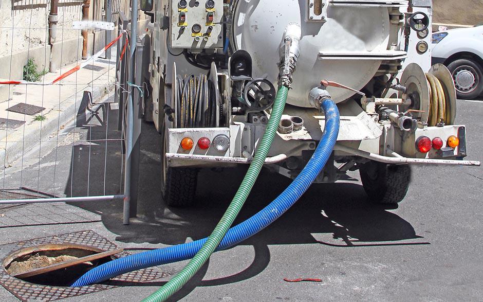 nettoyage canalisations Louvres